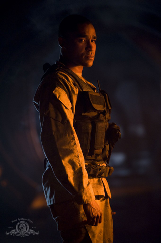 Illustration for article titled Stargate Universe "Light" Pics
